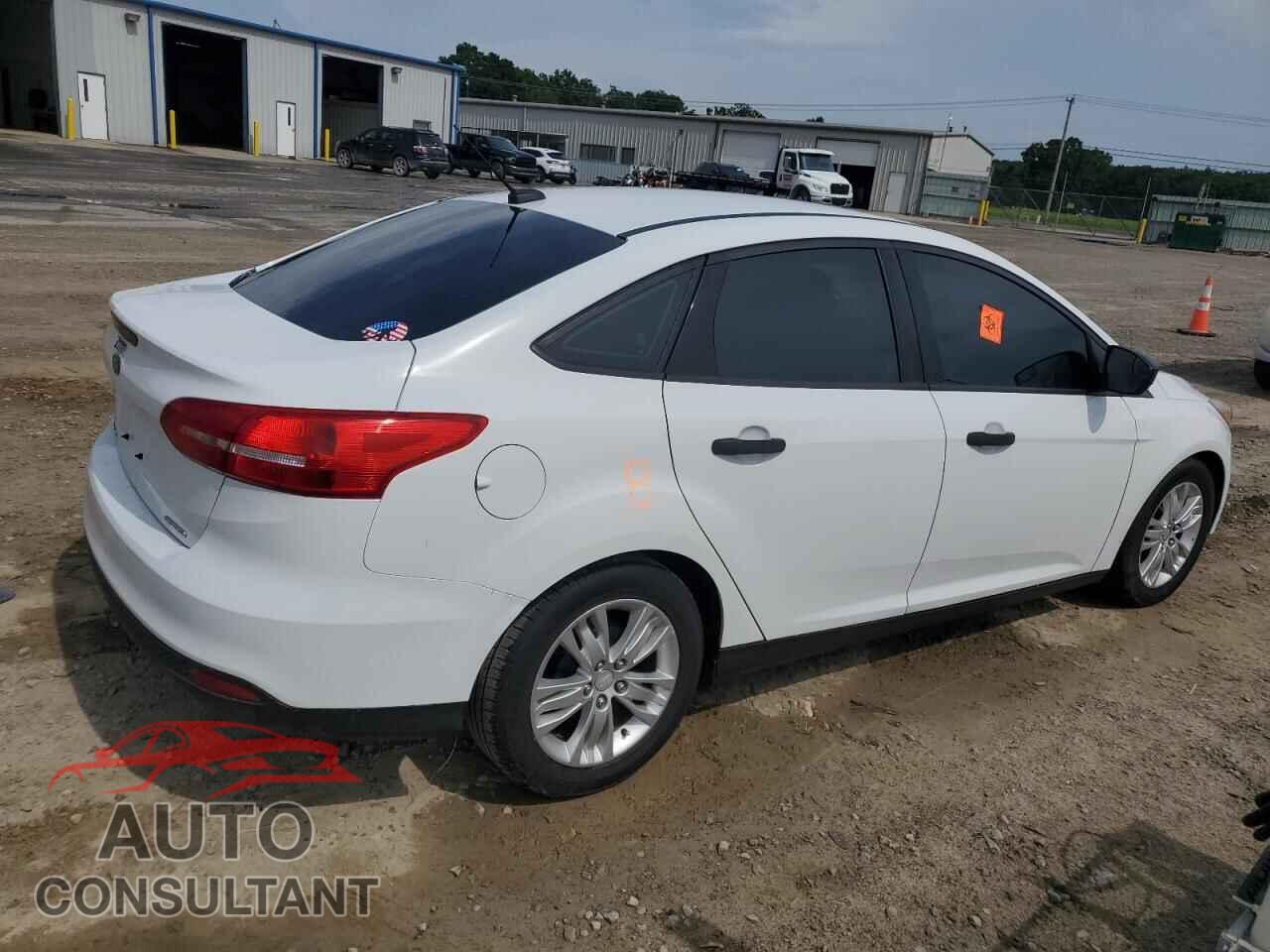 FORD FOCUS 2016 - 1FADP3E22GL256874