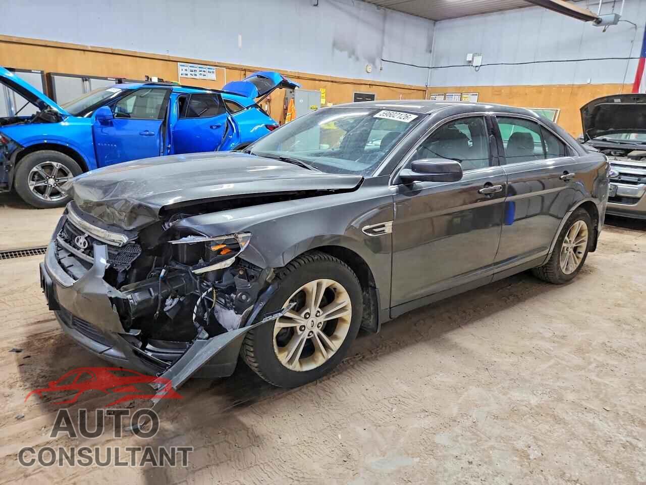 FORD TAURUS 2016 - 1FAHP2E89GG135977