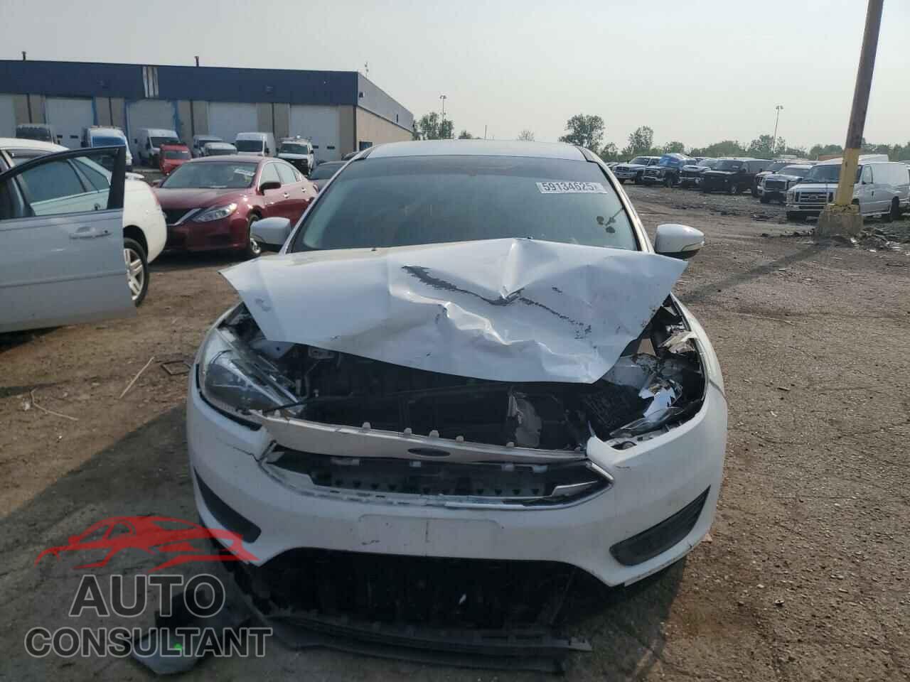 FORD FOCUS 2016 - 1FADP3F23GL404271