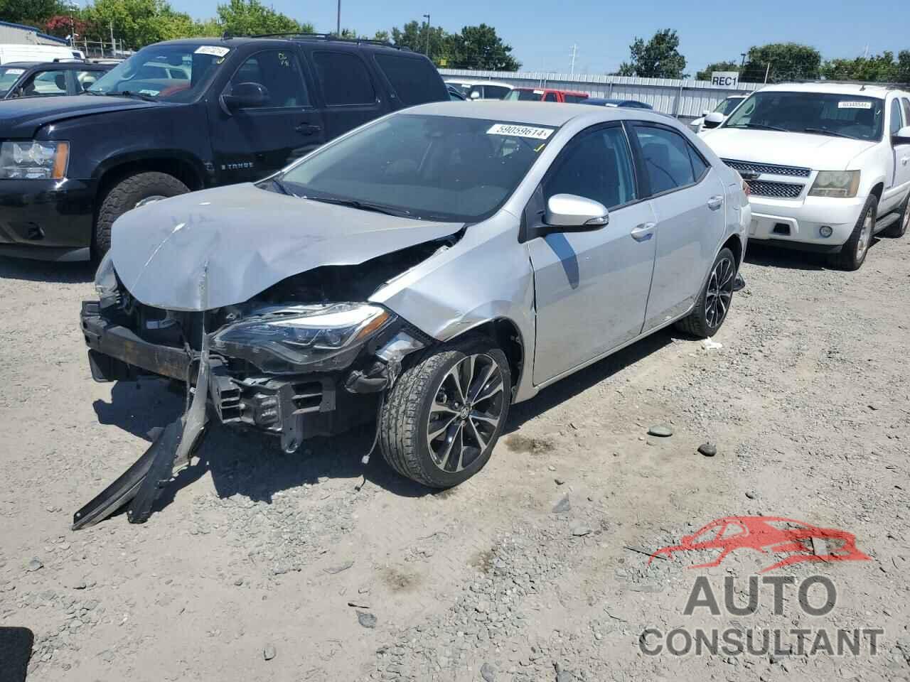 TOYOTA COROLLA 2018 - 2T1BURHE5JC004182