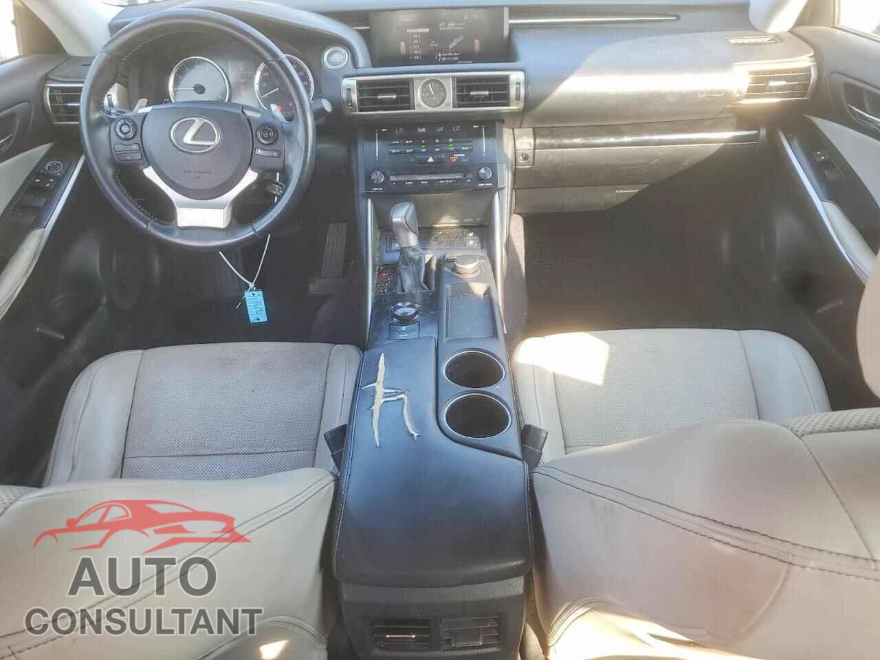 LEXUS IS 2014 - JTHCF1D22E5011314