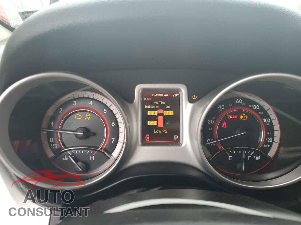 DODGE JOURNEY 2017 - 3C4PDCAB4HT584129