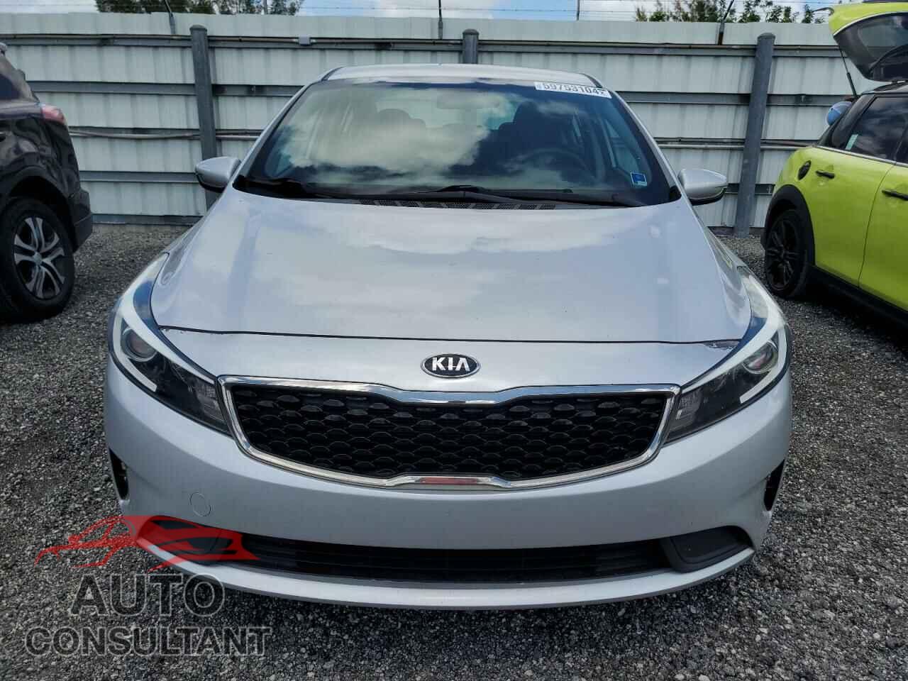 KIA FORTE 2017 - 3KPFL4A72HE021648