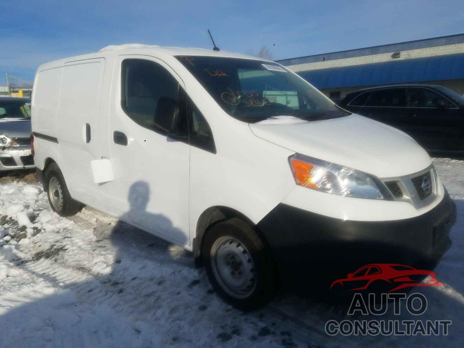 NISSAN NV 2017 - 3N6CM0KN4HK696468