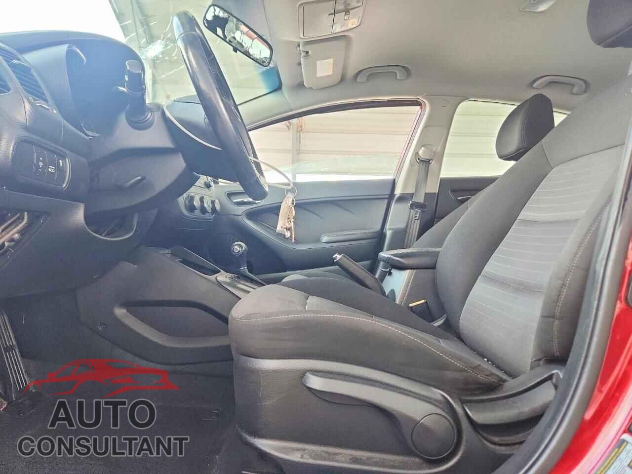 KIA FORTE 2015 - KNAFX4A89F5371376