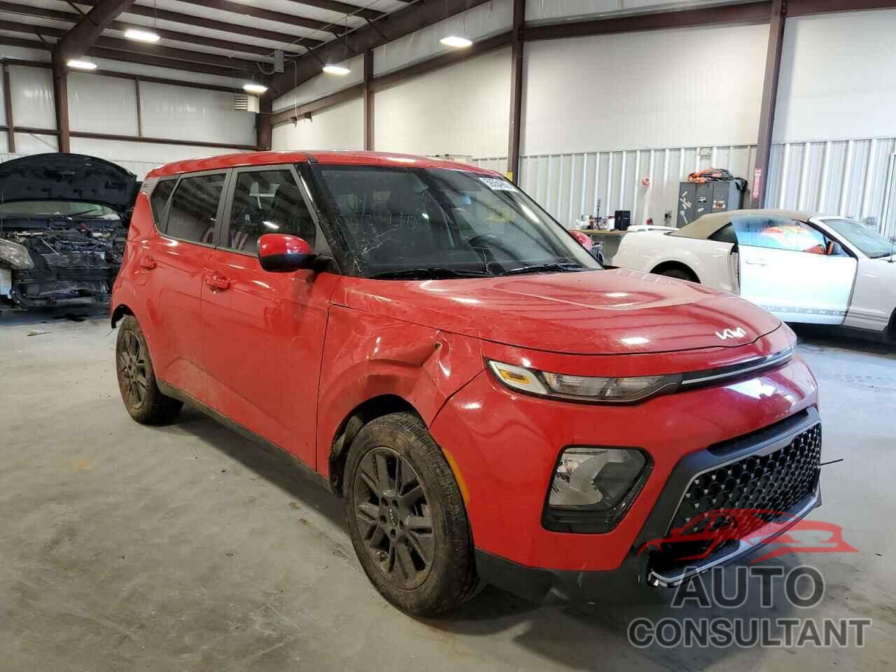 KIA SOUL 2022 - KNDJ33AU4N7155650