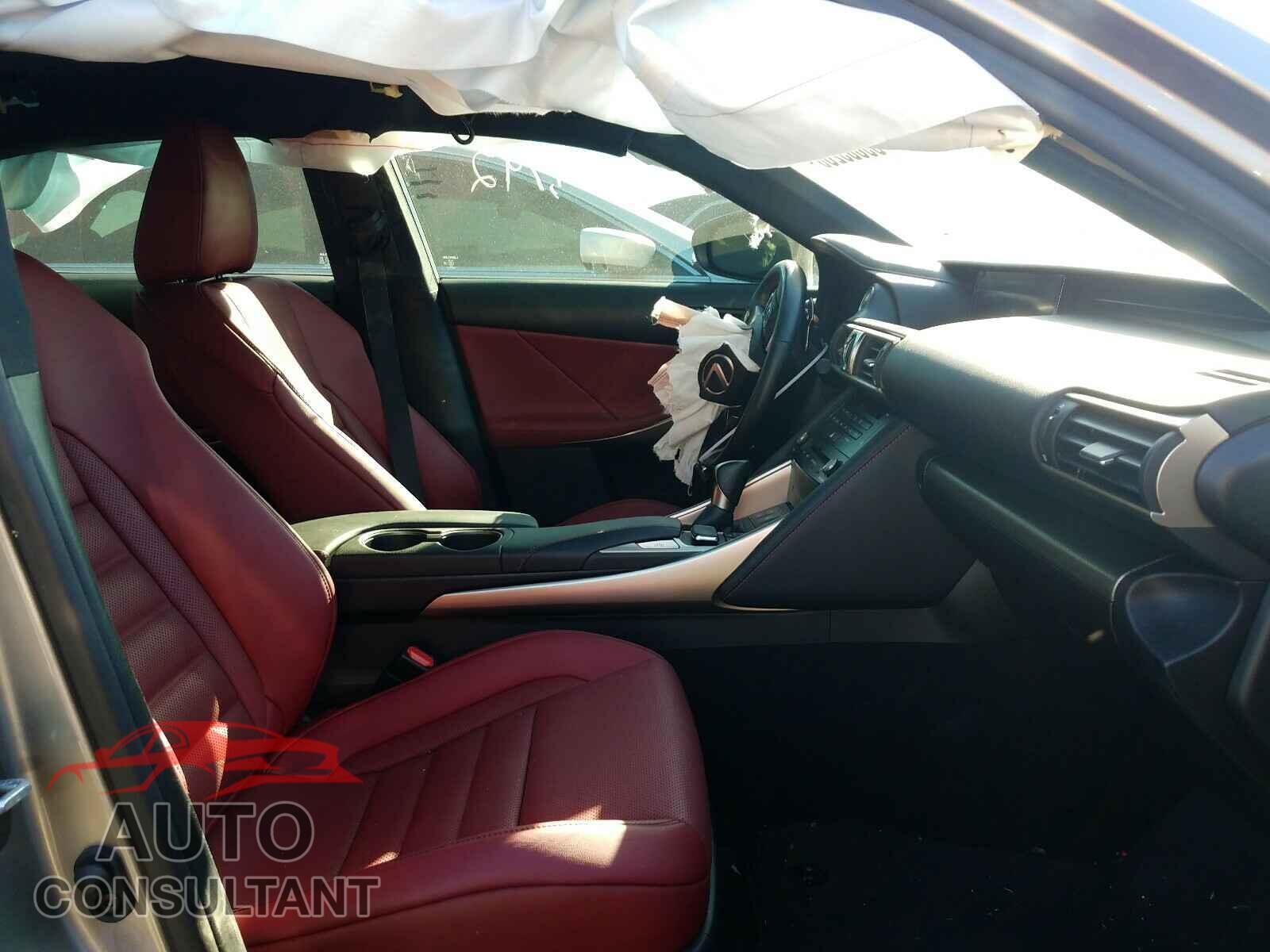 LEXUS IS 2017 - JTHCM1D21H5018555
