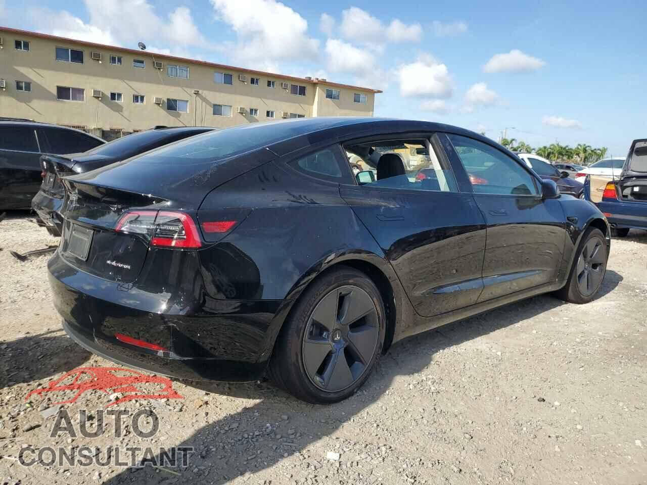 TESLA MODEL 3 2022 - 5YJ3E1EB7NF313599