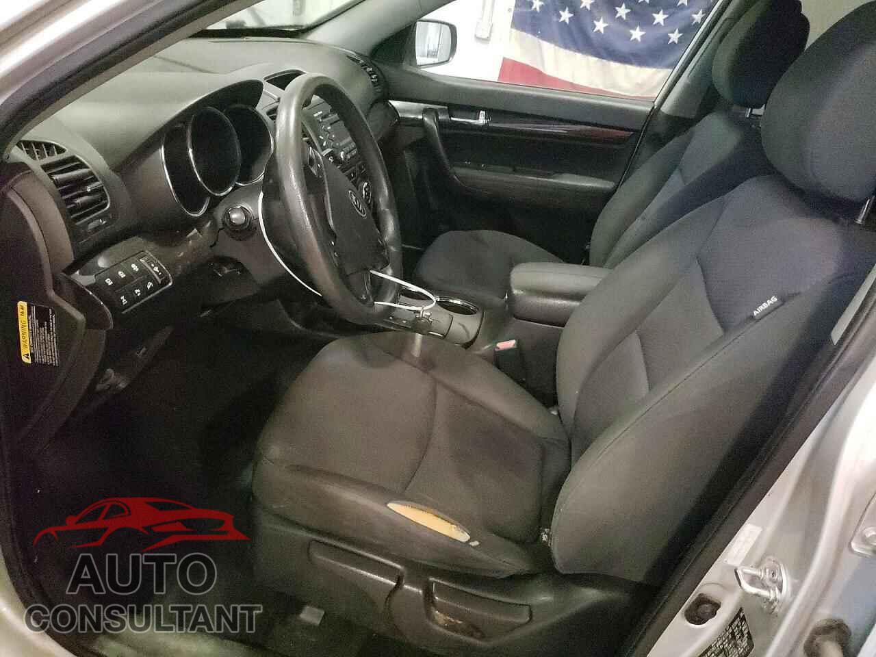 KIA SORENTO 2012 - 5XYKTDA61CG229540