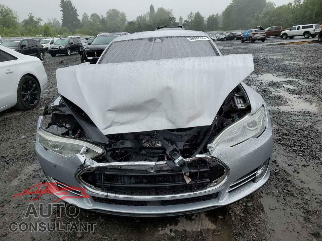TESLA MODEL S 2016 - 5YJSA1E21GF124943