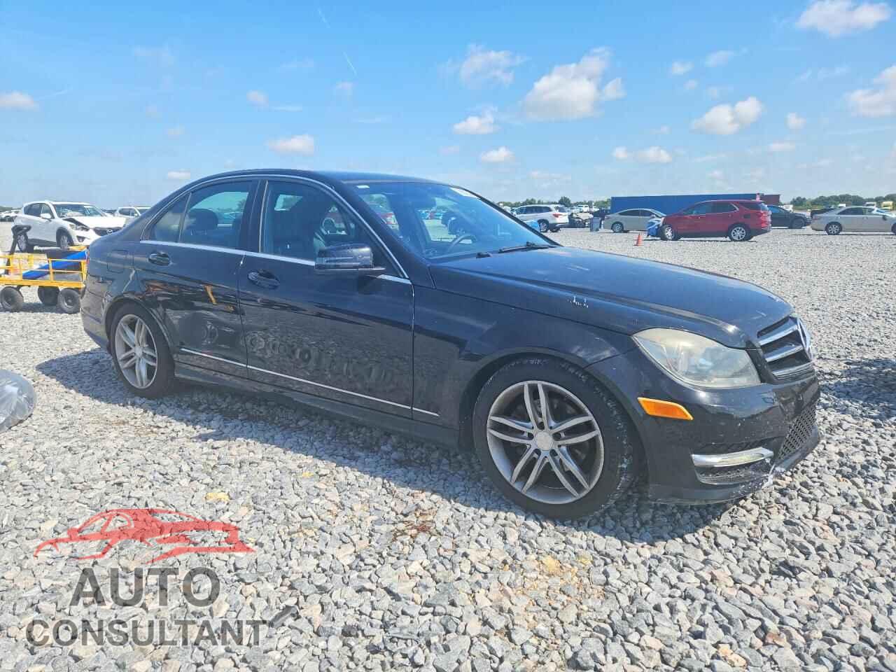 MERCEDES-BENZ C-CLASS 2014 - WDDGF4HB2EA937711