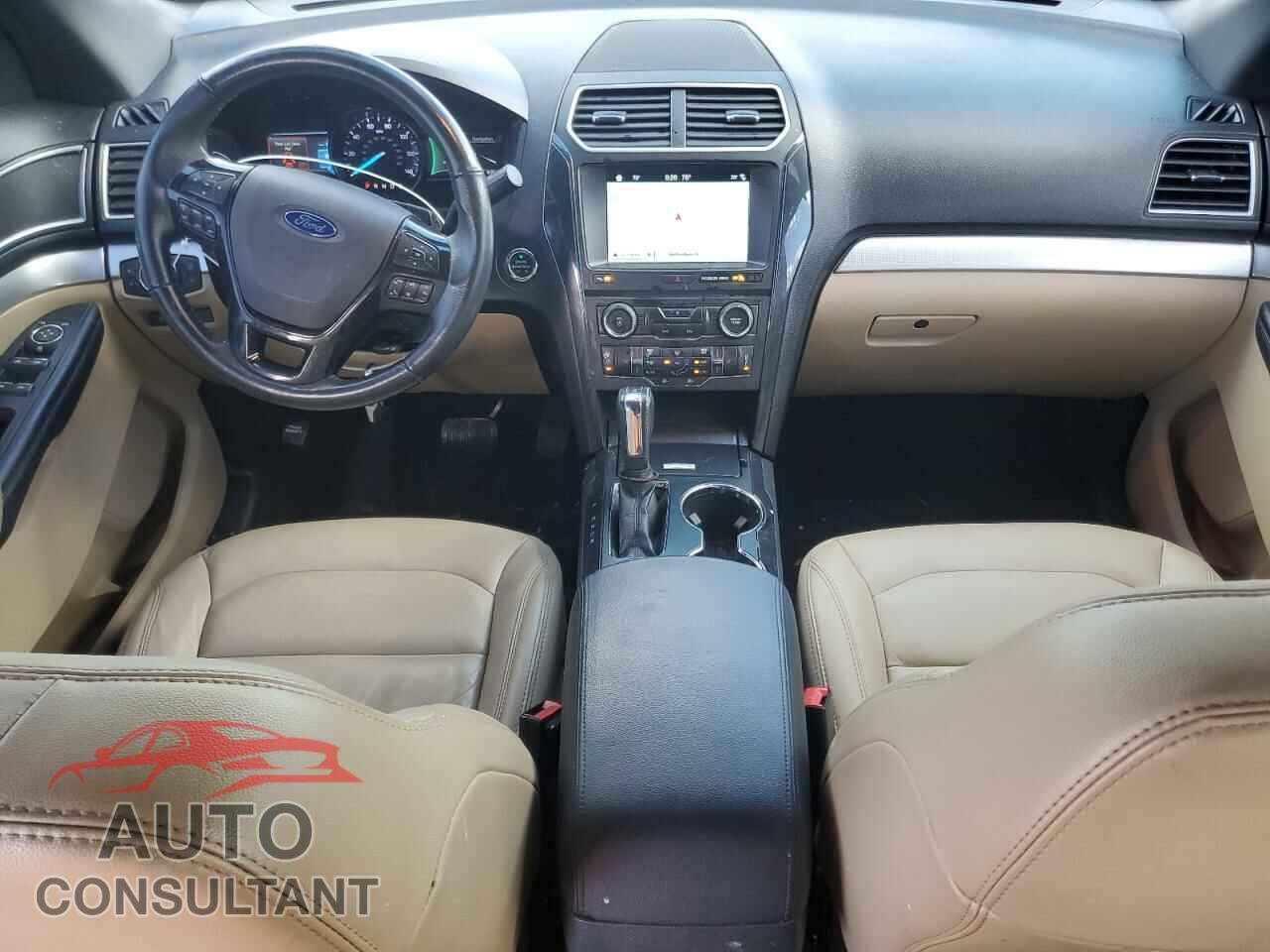 FORD EXPLORER 2017 - 1FM5K7D82HGD49572