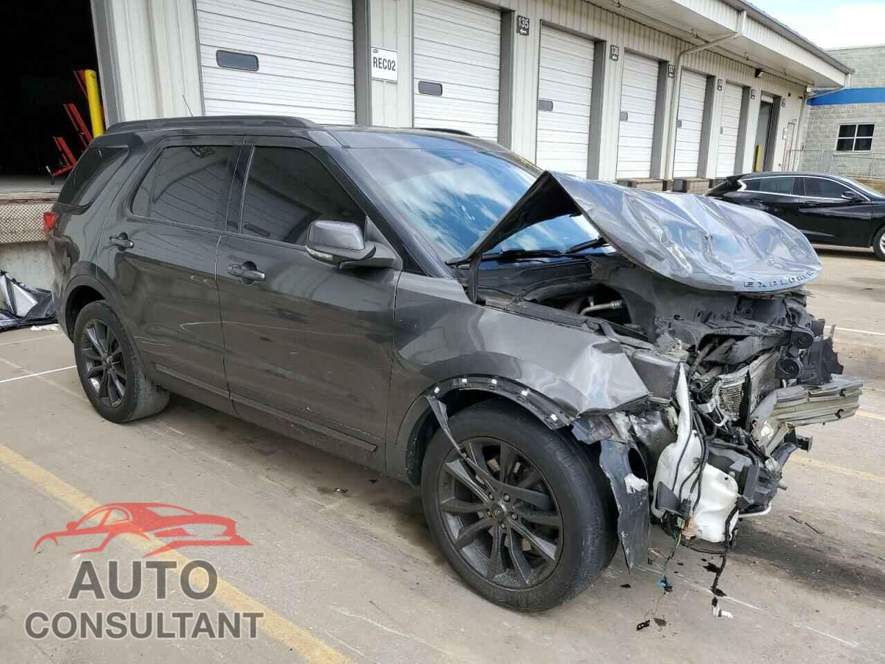 FORD EXPLORER 2018 - 1FM5K7D83JGB28780