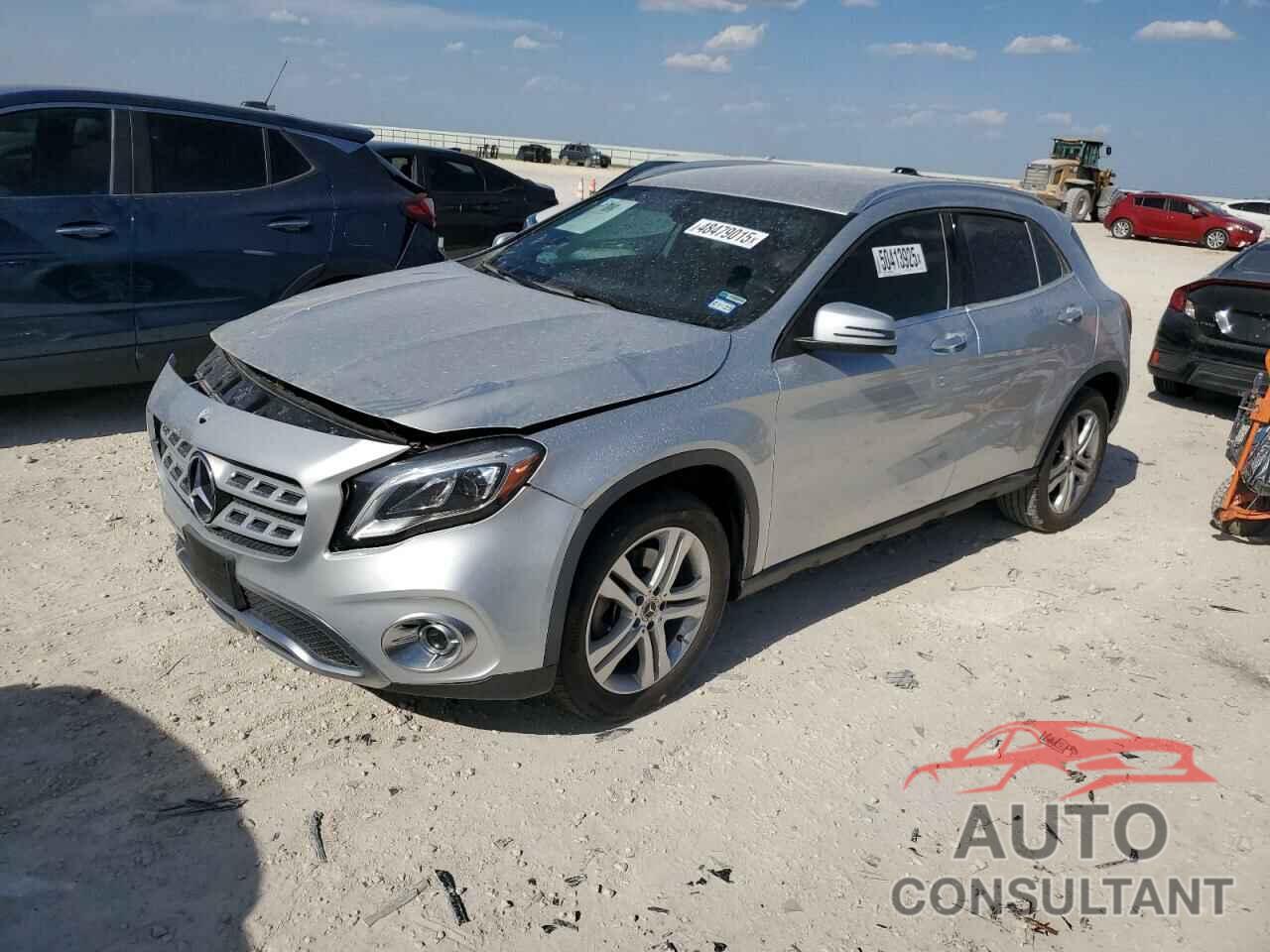 MERCEDES-BENZ GLA-CLASS 2019 - WDCTG4EB2KJ551743