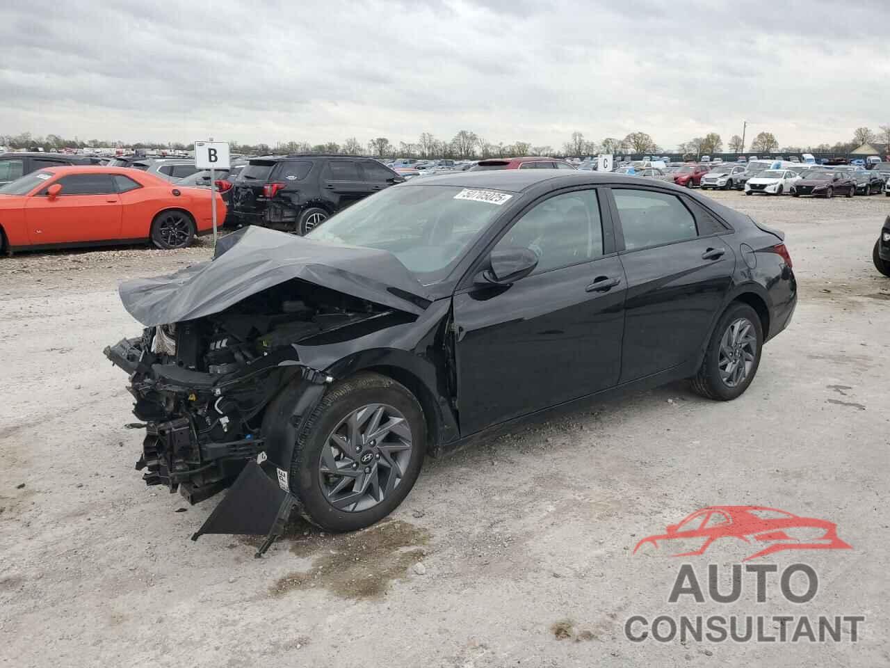 HYUNDAI ELANTRA 2024 - KMHLM4DG1RU691170