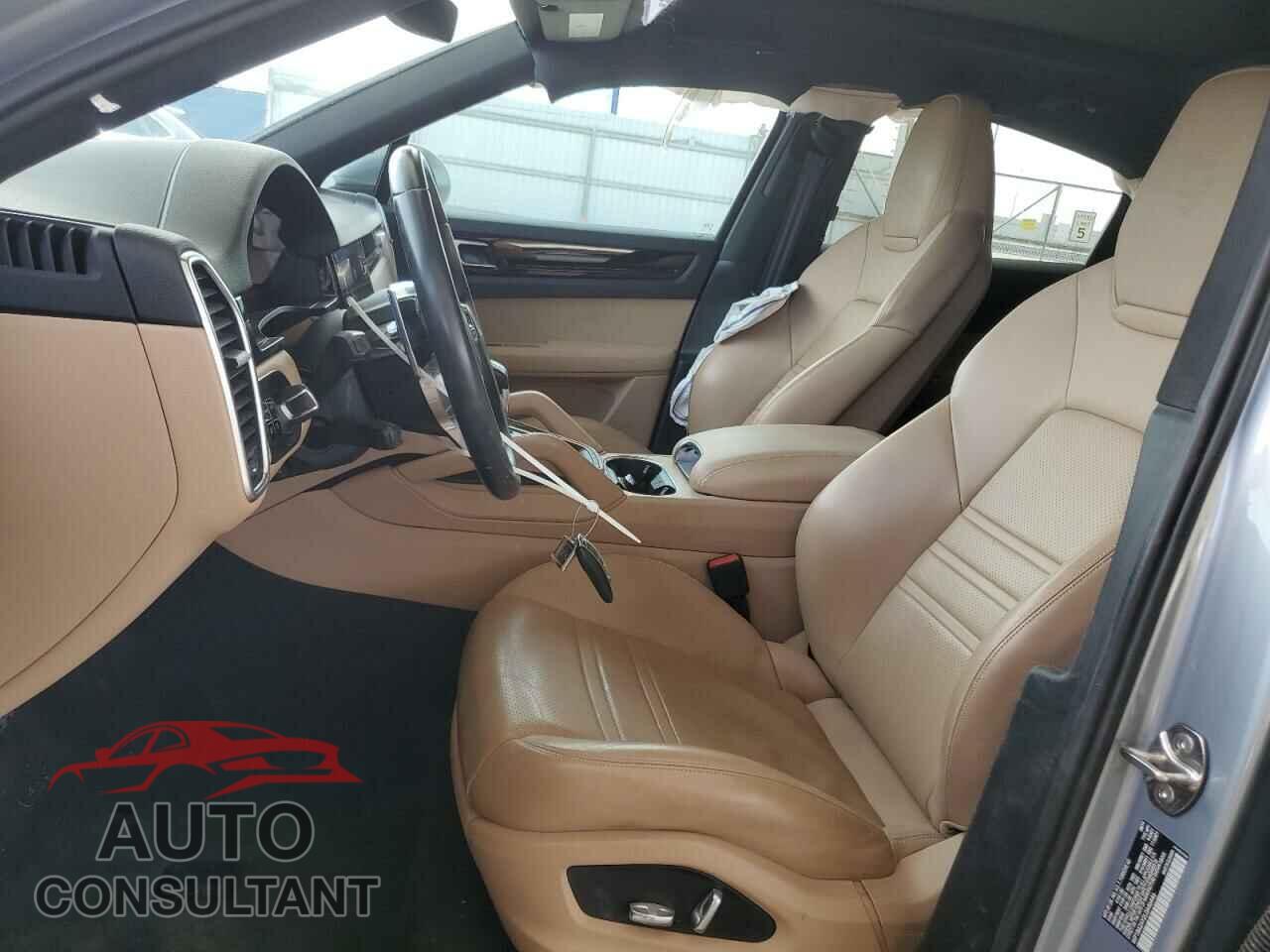 PORSCHE CAYENNE 2020 - WP1BA2AY2LDA46446