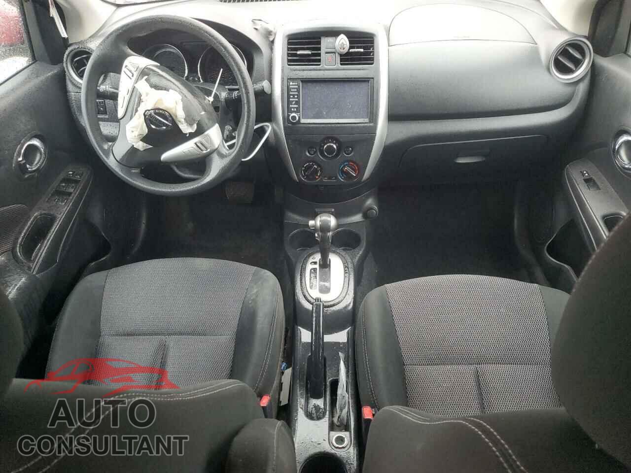 NISSAN VERSA 2019 - 3N1CN7AP3KL828300