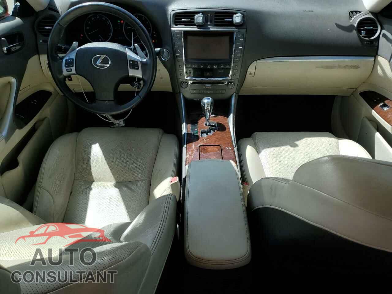 LEXUS IS 2013 - JTHCF5C20D5063323