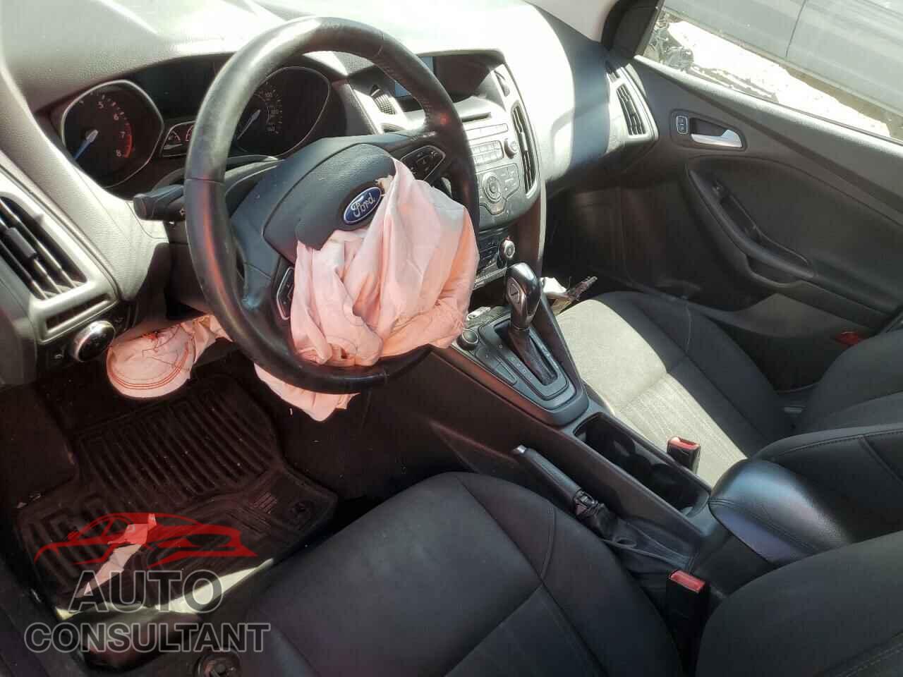FORD FOCUS 2016 - 1FADP3F26GL301491