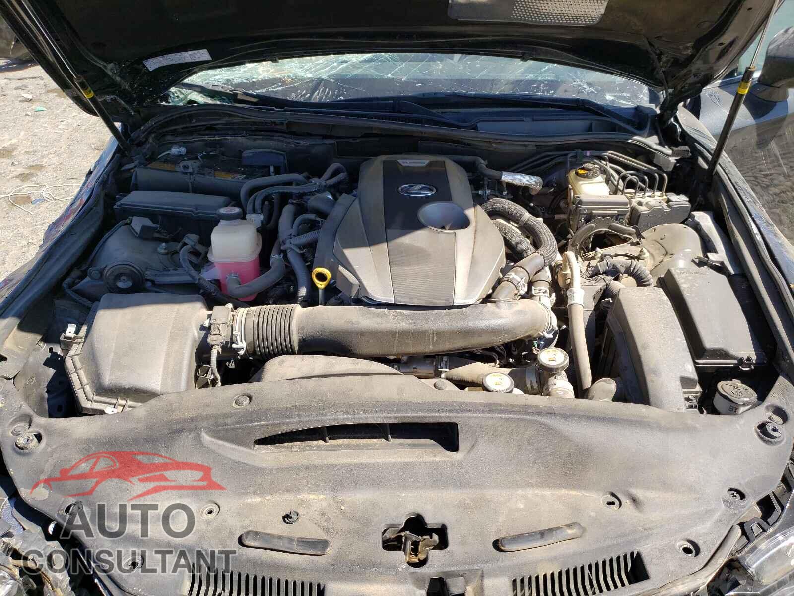 LEXUS IS 2017 - JTHBA1D28H5055459