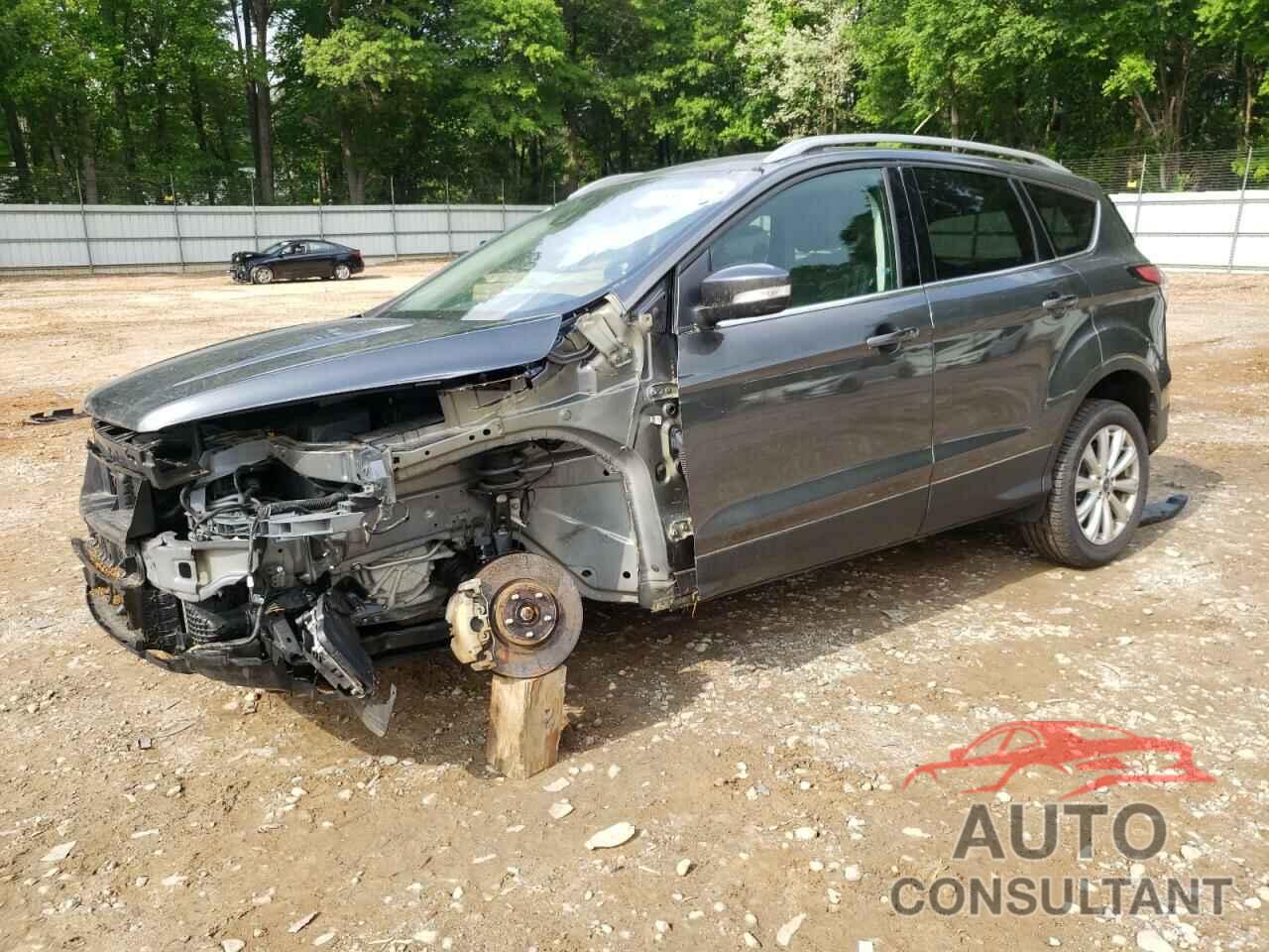 FORD ESCAPE 2017 - 1FMCU9J94HUC14444