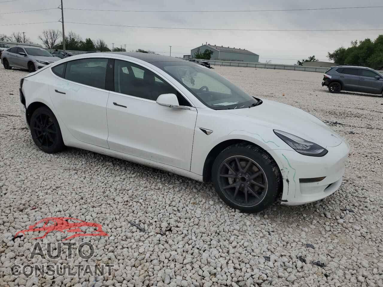 TESLA MODEL 3 2020 - 5YJ3E1EA5LF645111