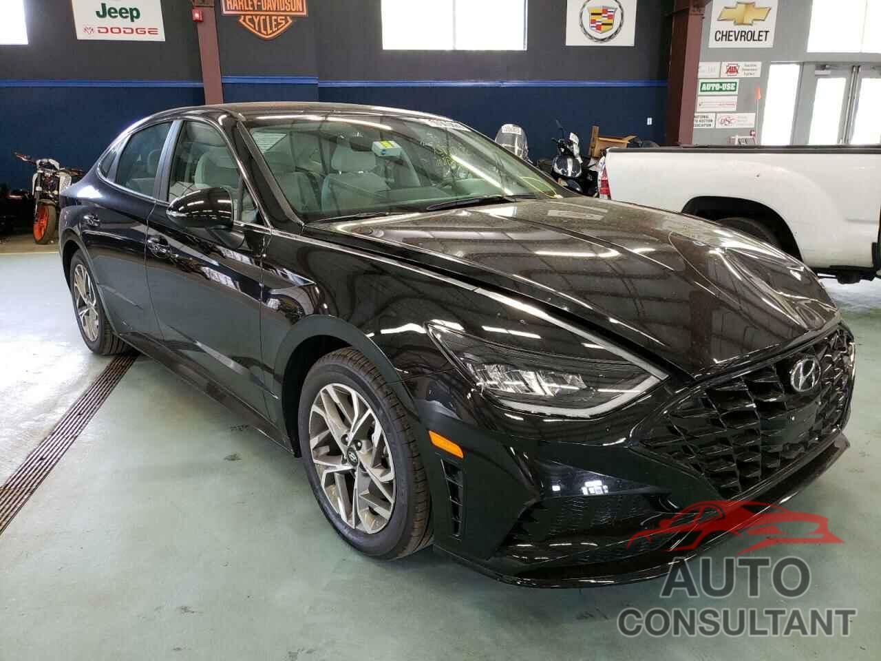 HYUNDAI SONATA 2021 - KMHL64JA8MA155563