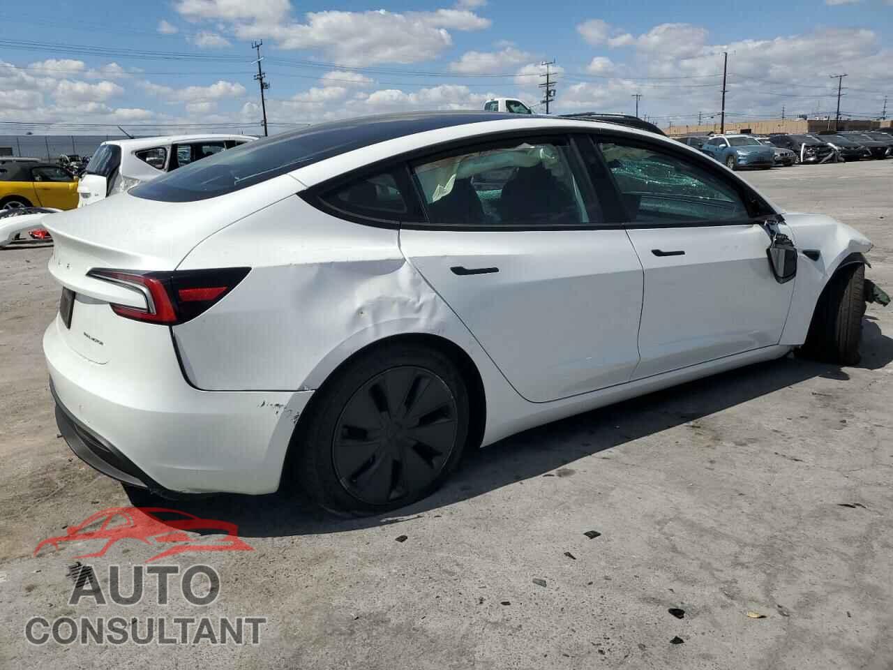 TESLA MODEL 3 2024 - 5YJ3E1EB4RF811734