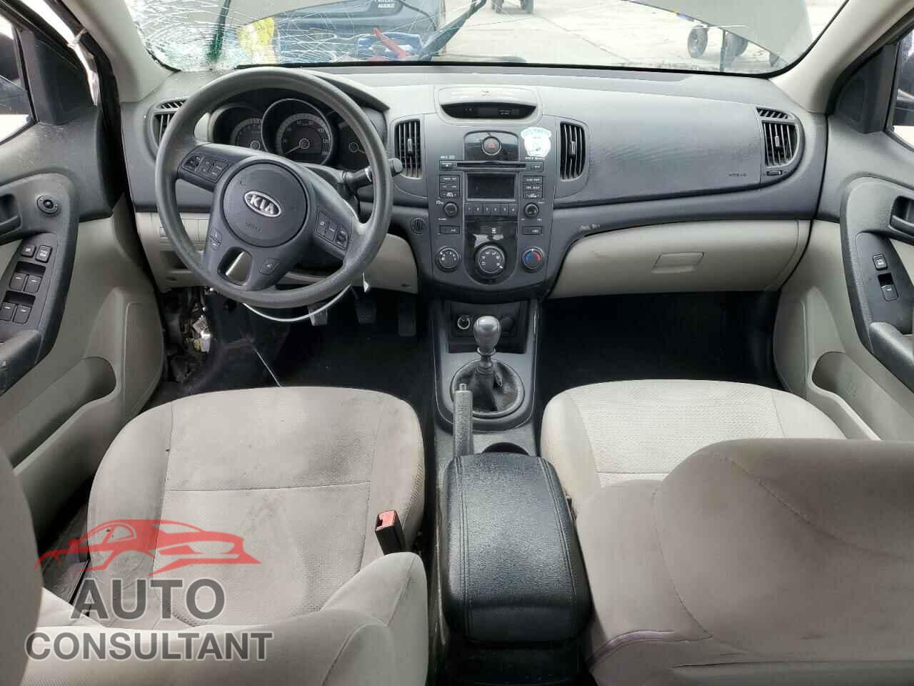 KIA FORTE 2010 - KNAFU4A21A5047030