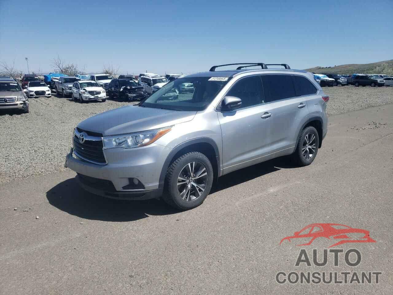 TOYOTA HIGHLANDER 2016 - 5TDJKRFH9GS318528