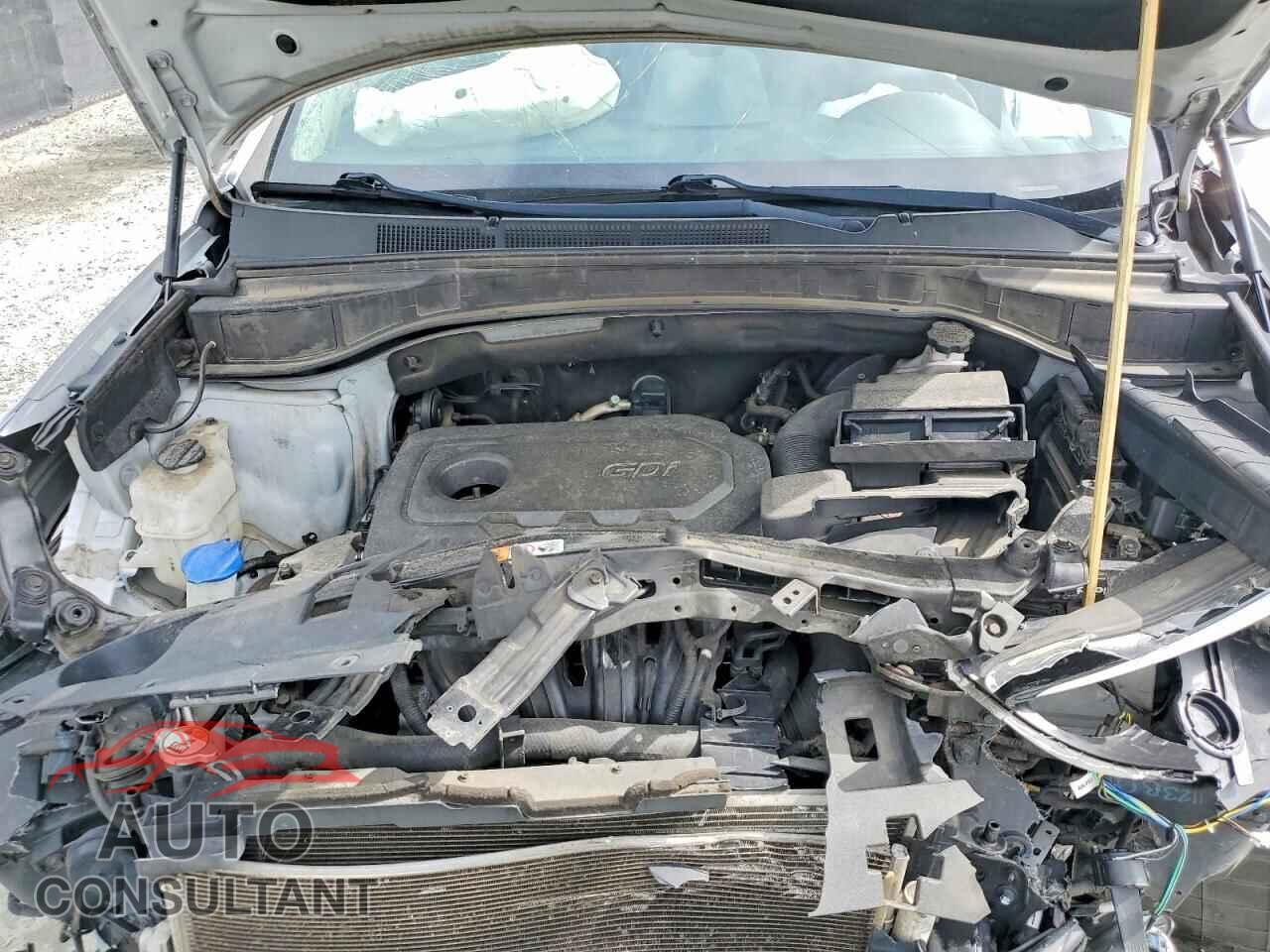 HYUNDAI SANTA FE 2018 - 5XYZT3LB0JG562425
