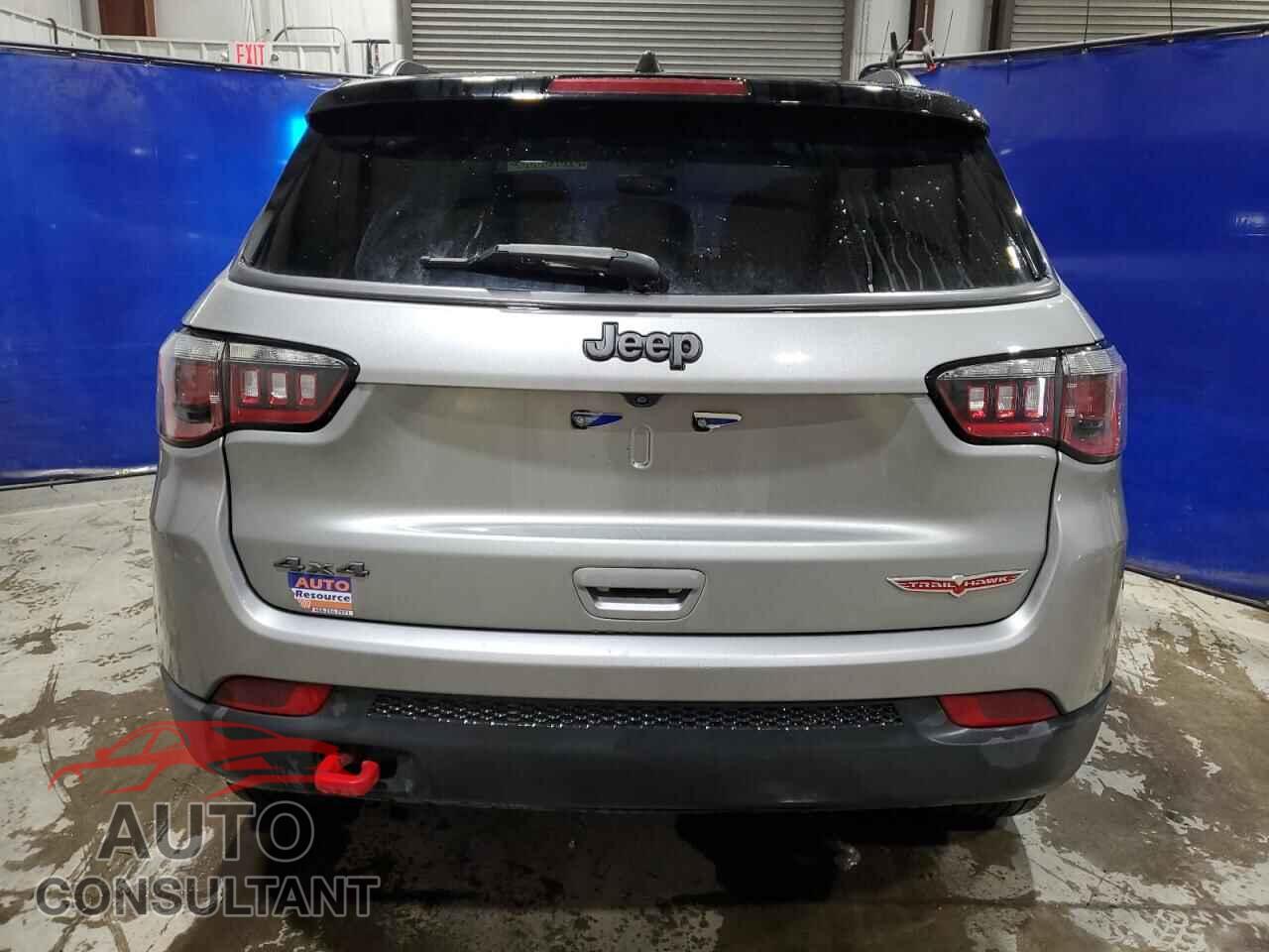 JEEP COMPASS 2020 - 3C4NJDDB3LT184606