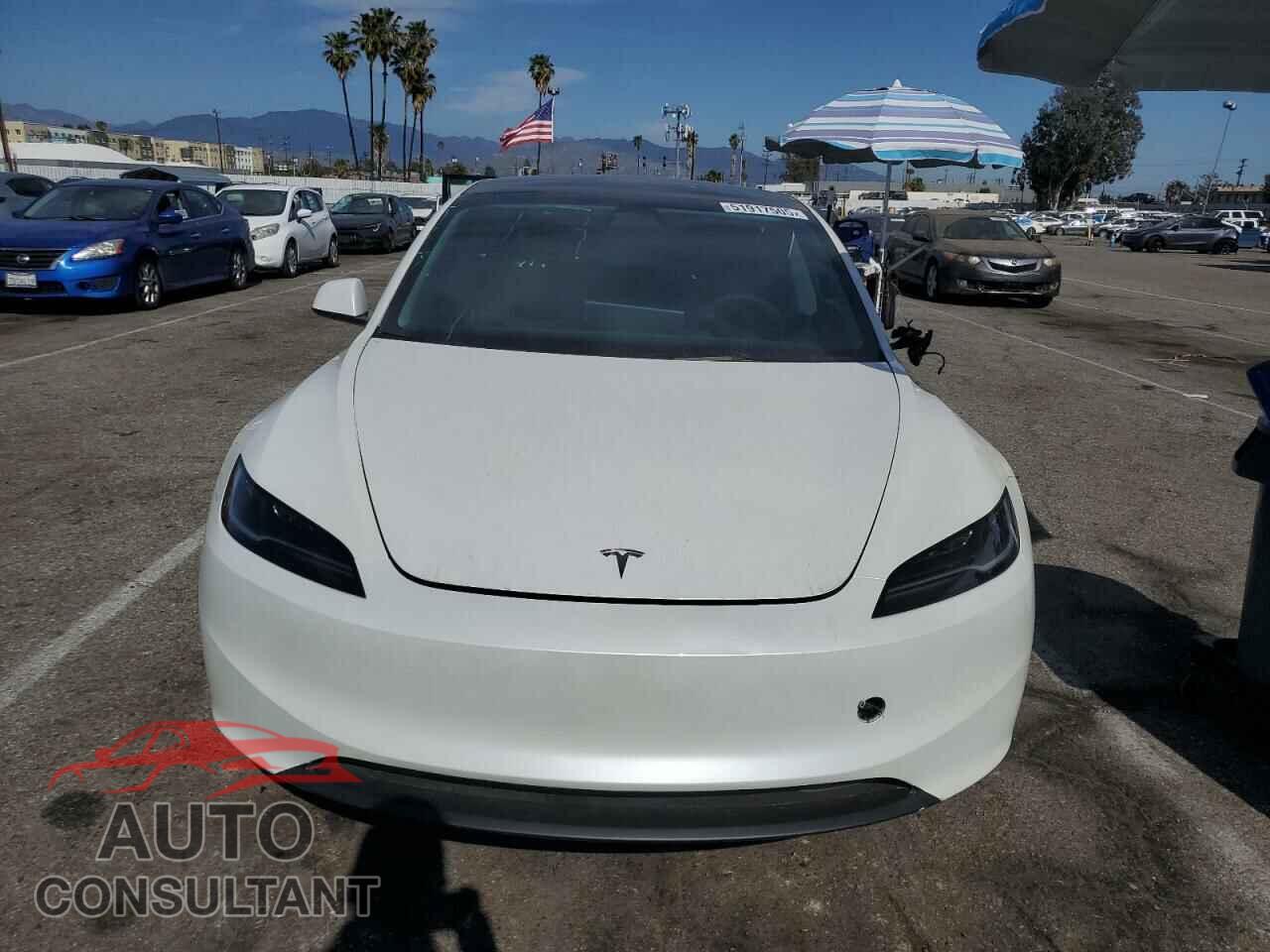 TESLA MODEL 3 2024 - 5YJ3E1EA4RF786437