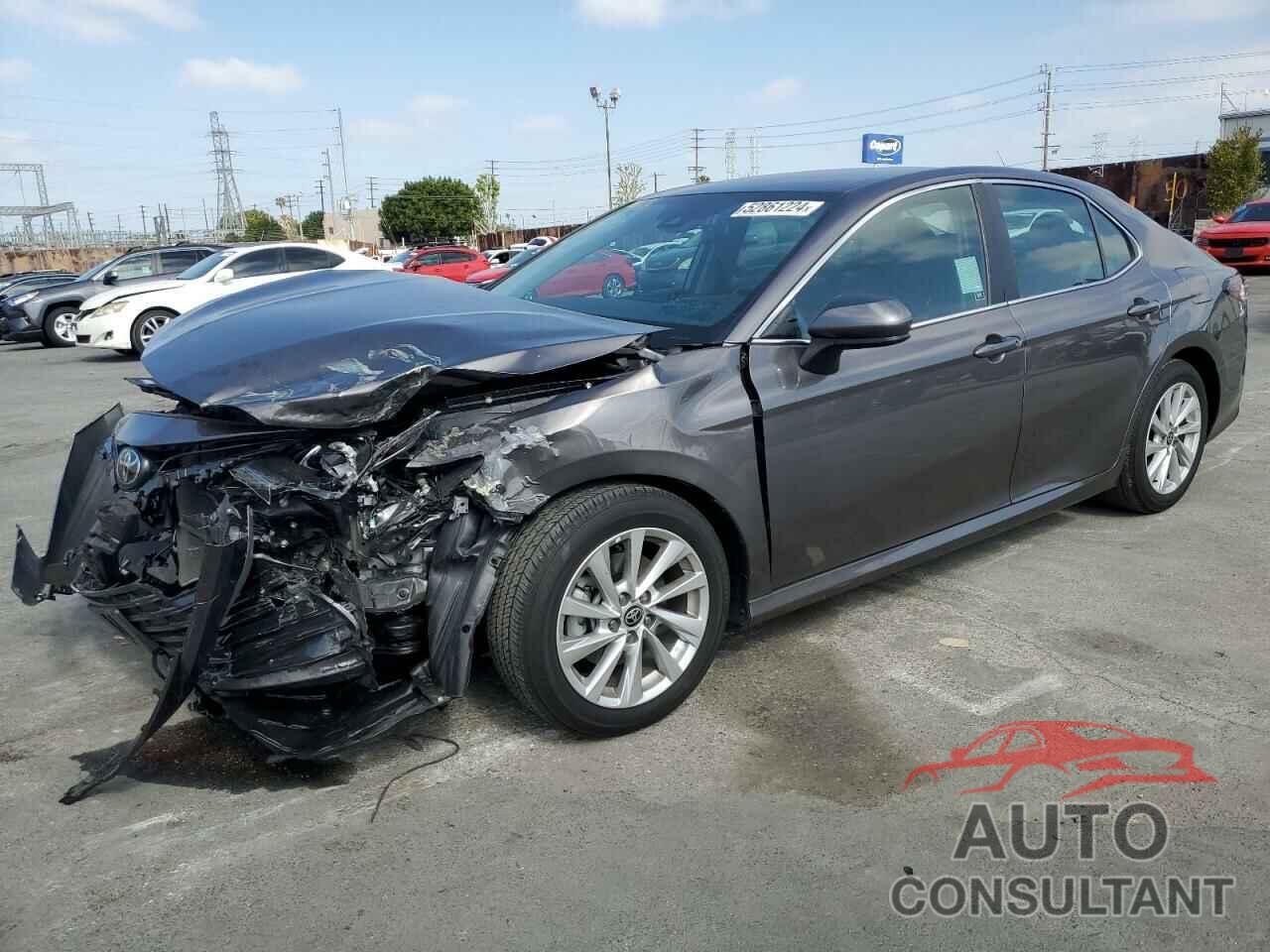 TOYOTA CAMRY 2021 - 4T1C11AK0MU543889
