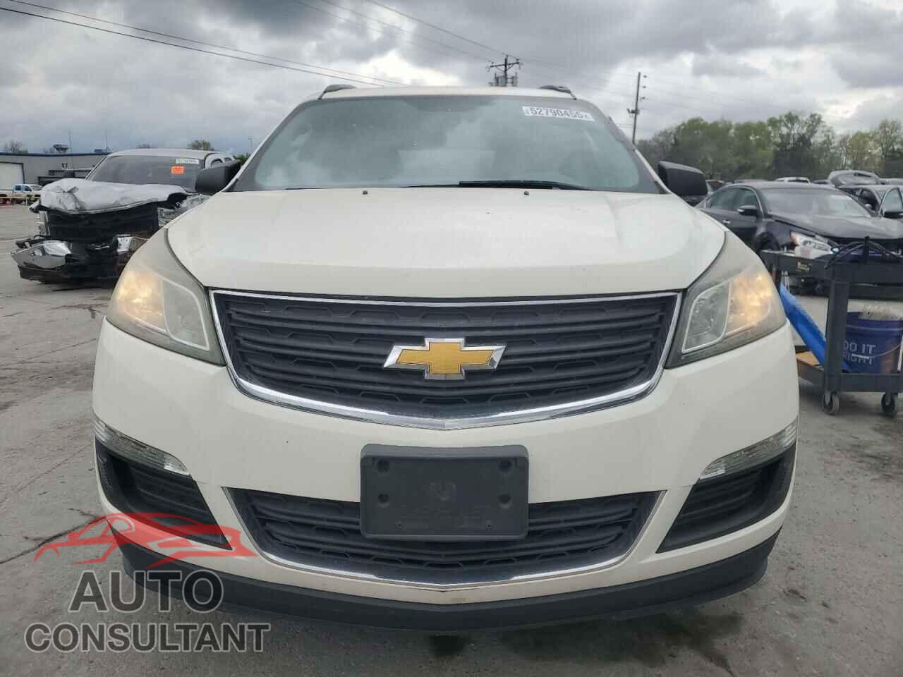 CHEVROLET TRAVERSE 2015 - 1GNKRFED9FJ237612
