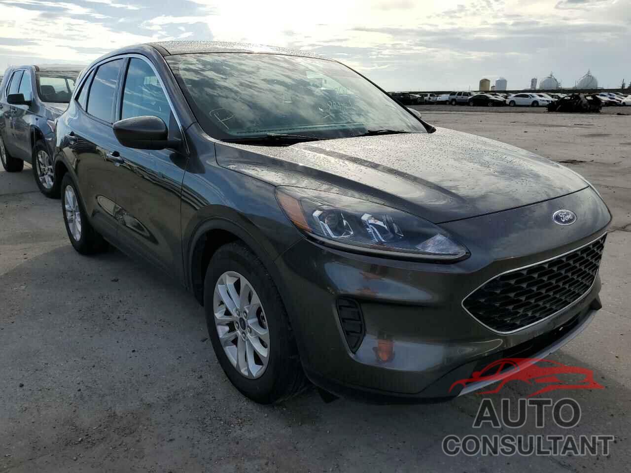 FORD ESCAPE 2020 - 1FMCU0G62LUA93611