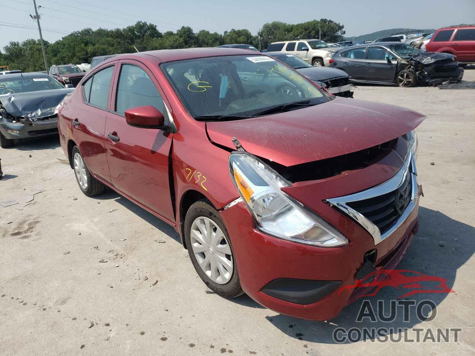 NISSAN VERSA 2017 - 3N1CN7AP1HL907991