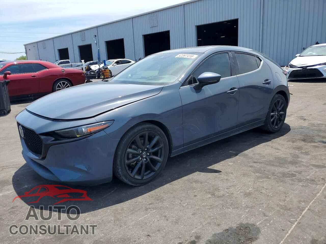 MAZDA 3 2020 - JM1BPANM7L1174040