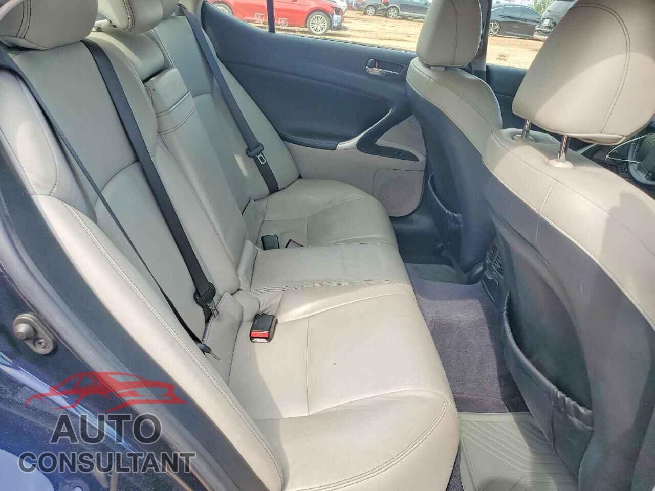 LEXUS IS 2009 - JTHBK262095106499