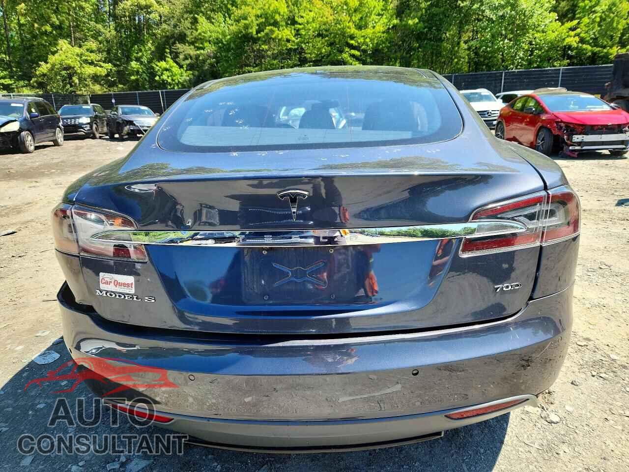 TESLA MODEL S 2015 - 5YJSA1S24FF094873