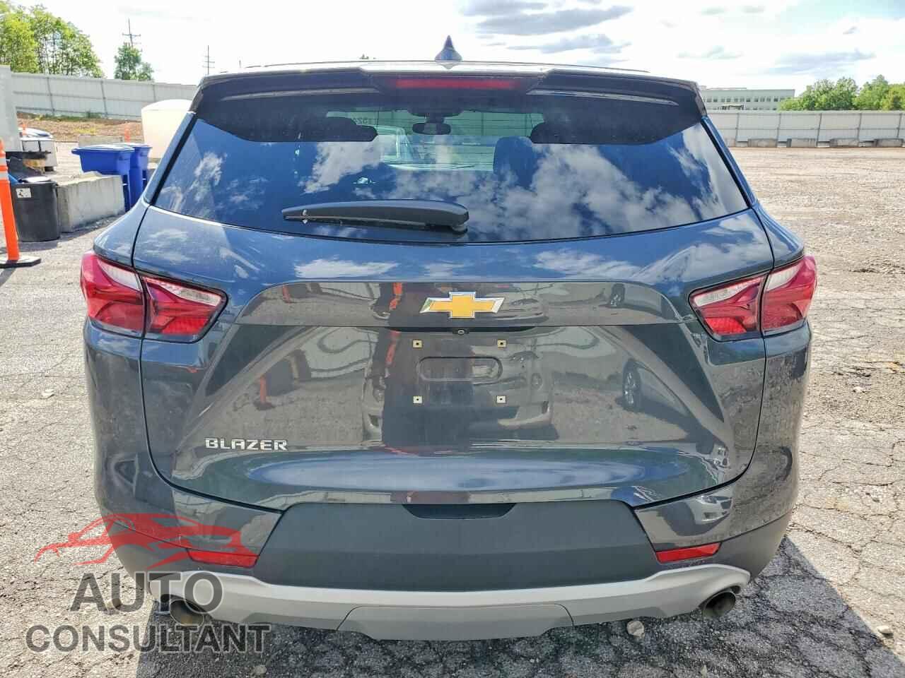 CHEVROLET BLAZER 2021 - 3GNKBCRSXMS522374