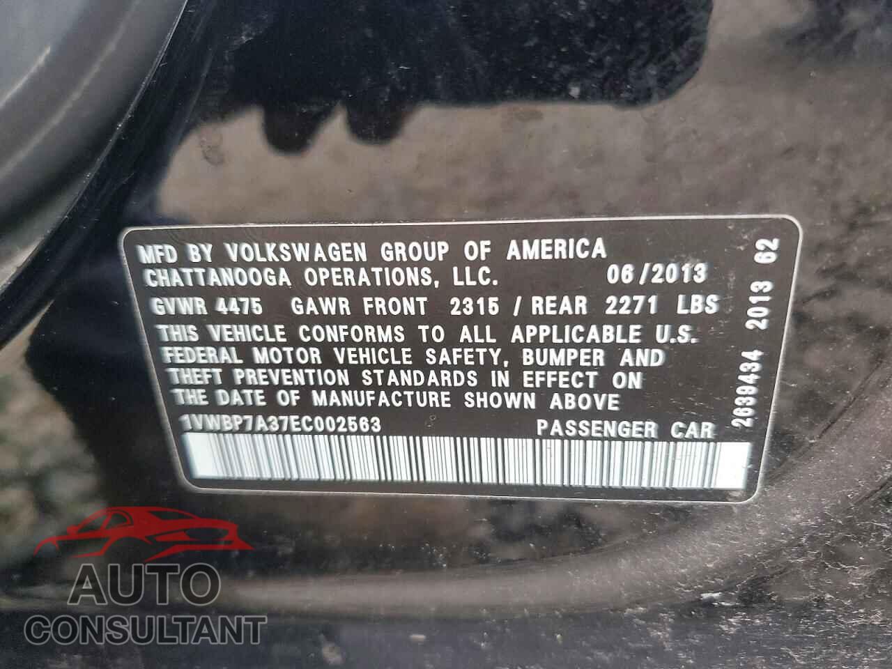 VOLKSWAGEN PASSAT 2014 - 1VWBP7A37EC002563