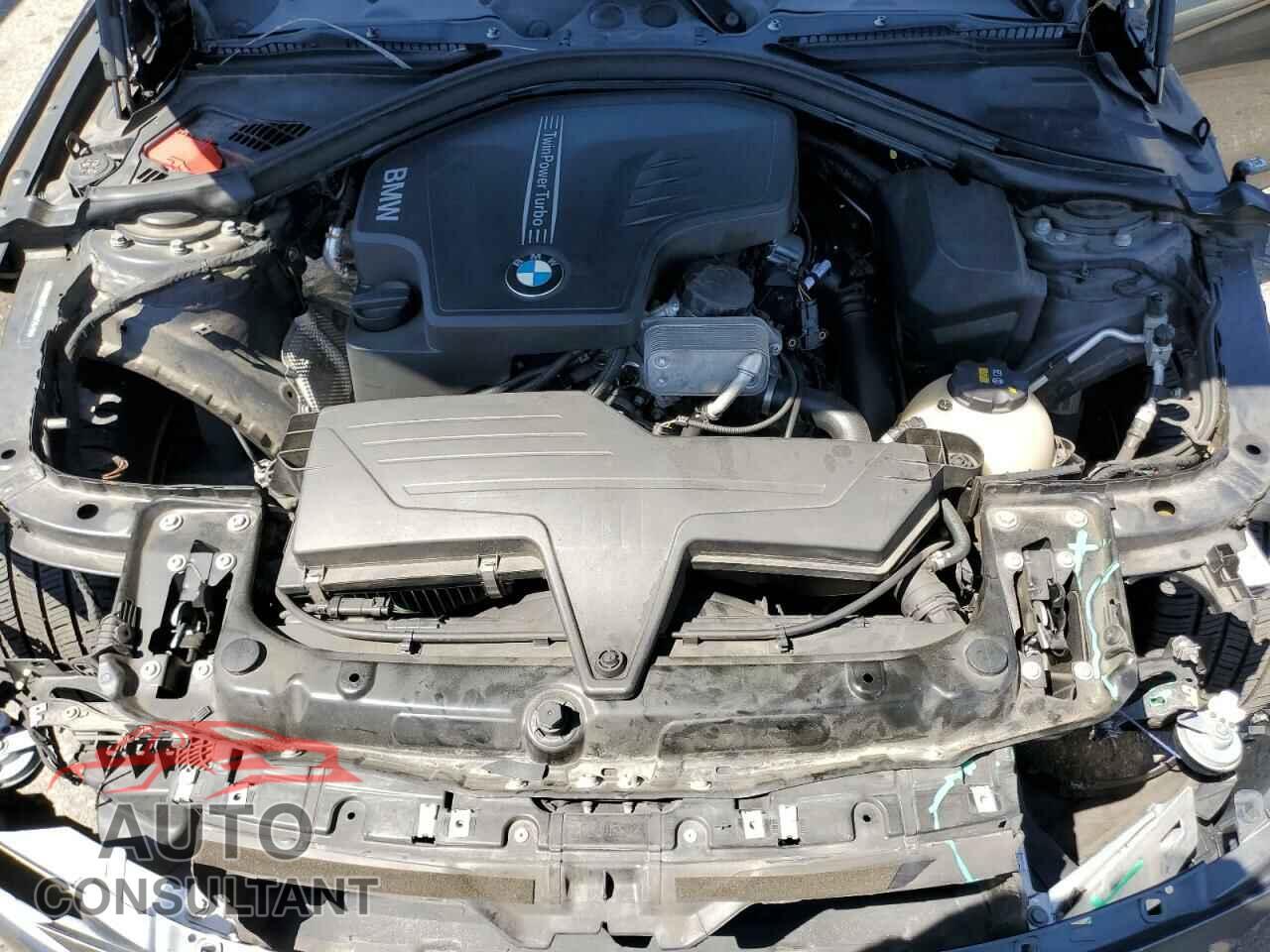 BMW 3 SERIES 2016 - WBA8E9G54GNU27640