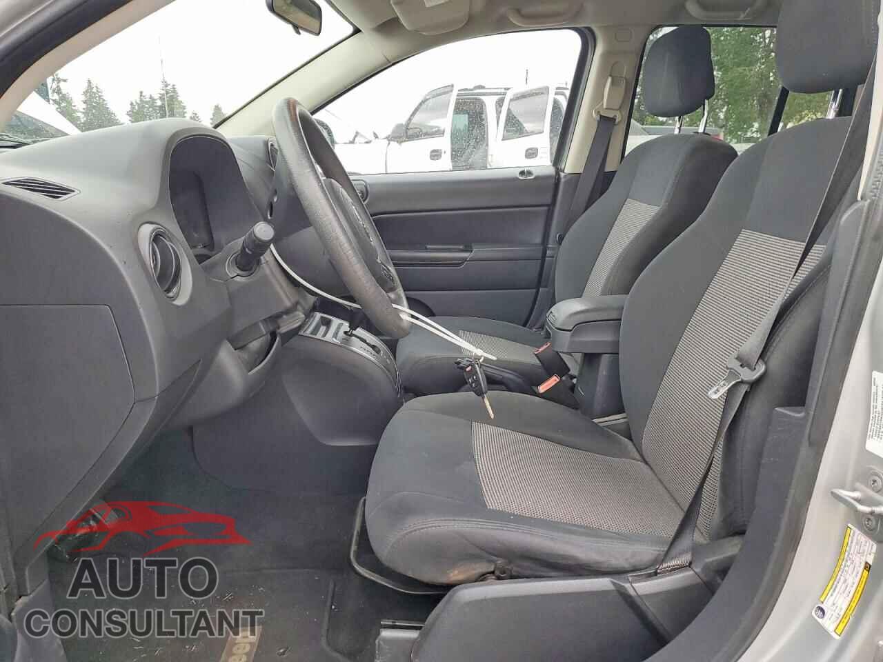 JEEP COMPASS 2011 - 1J4NT1FA4BD215762