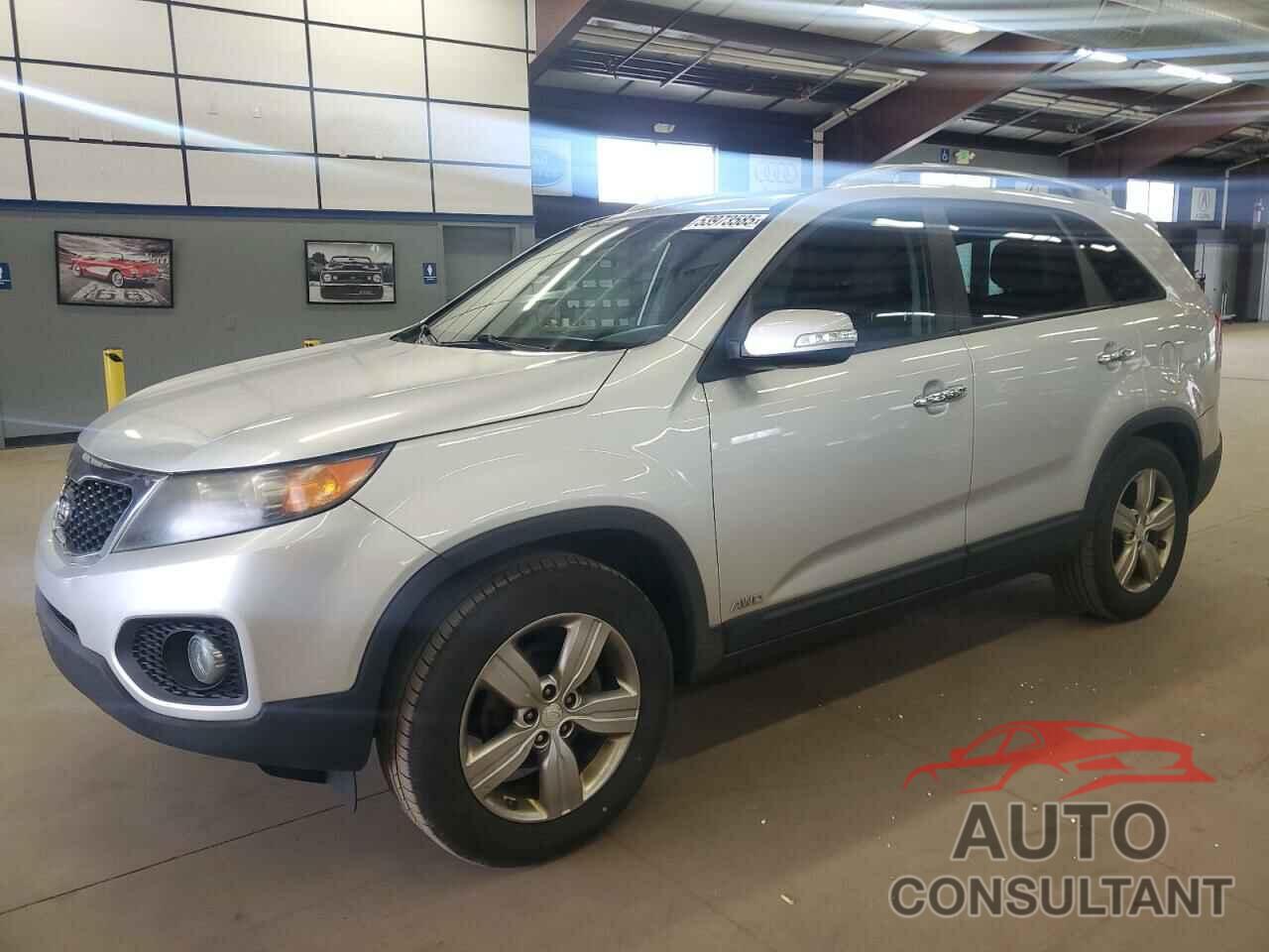 KIA SORENTO 2013 - 5XYKUDA23DG393478
