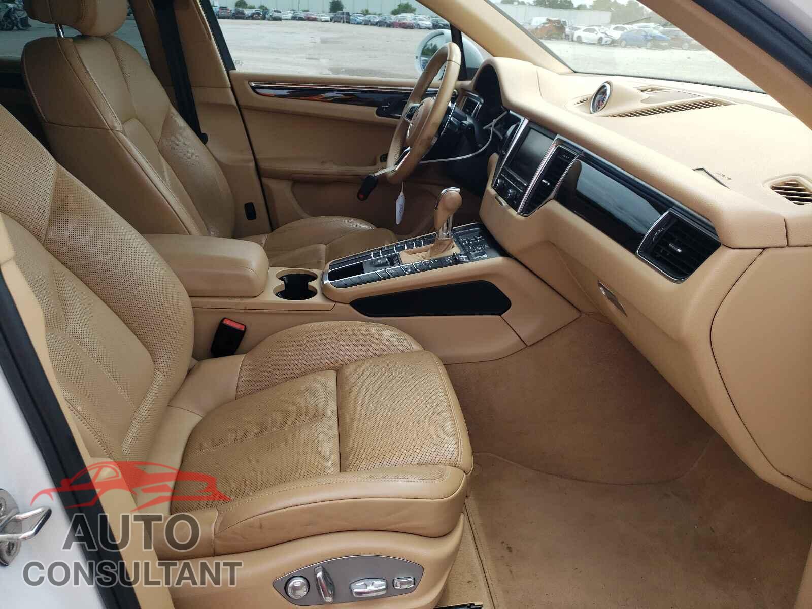 PORSCHE MACAN 2016 - WP1AB2A56GLB51078