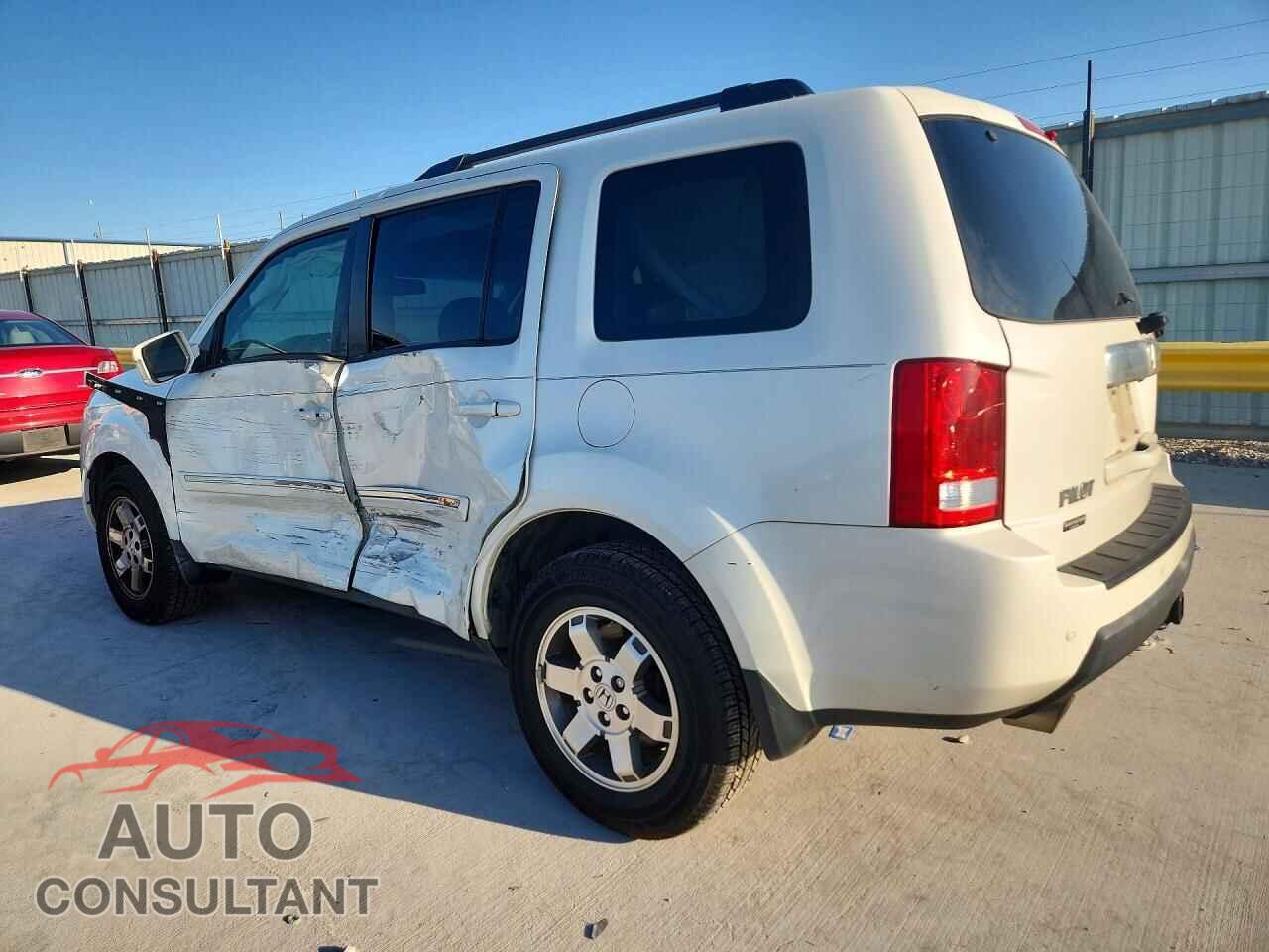 HONDA PILOT 2011 - 5FNYF3H90BB032389