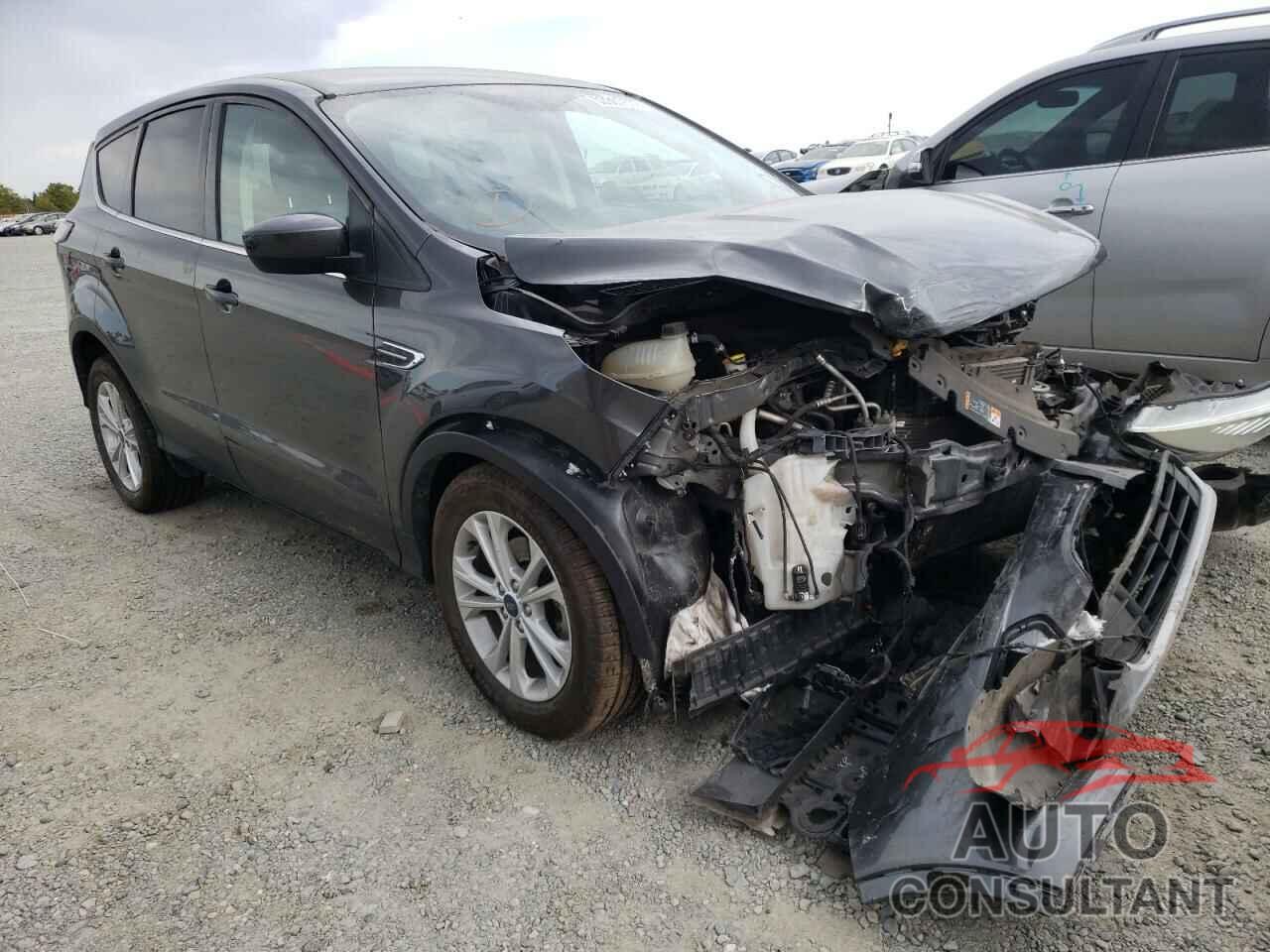 FORD ESCAPE 2017 - 1FMCU0GD1HUE38777
