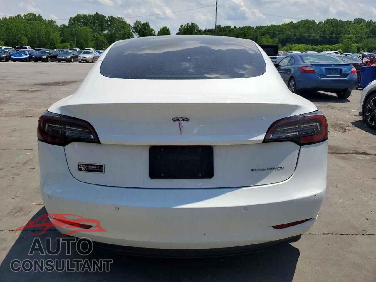 TESLA MODEL 3 2021 - 5YJ3E1EB5MF093149