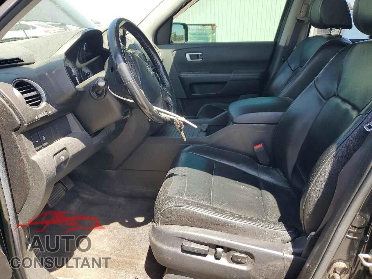 HONDA PILOT 2013 - 5FNYF4H91DB020082